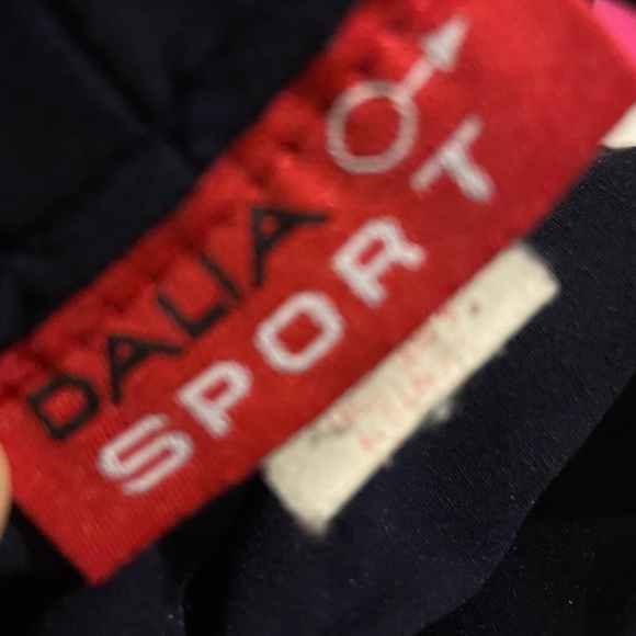 Dalia Sports Capris - Picture 3 of 3